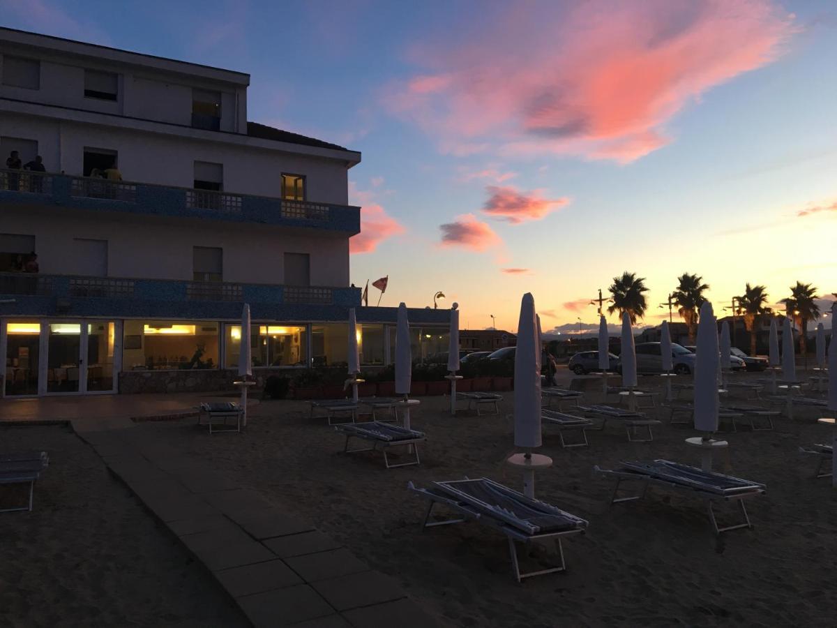 Hotel Strand Марина ди Монтенеро Екстериор снимка